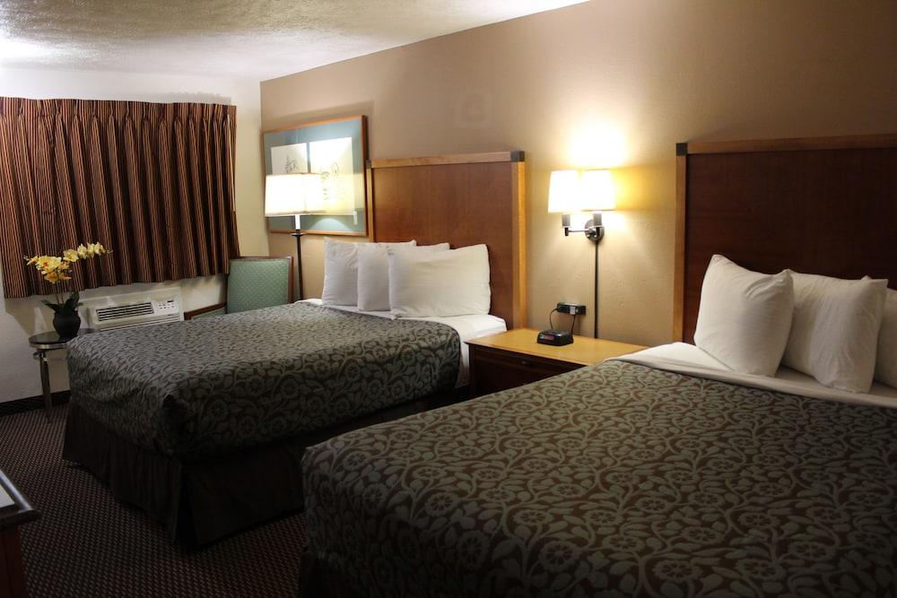 Days Inn By Wyndham Ritzville Bagian luar foto