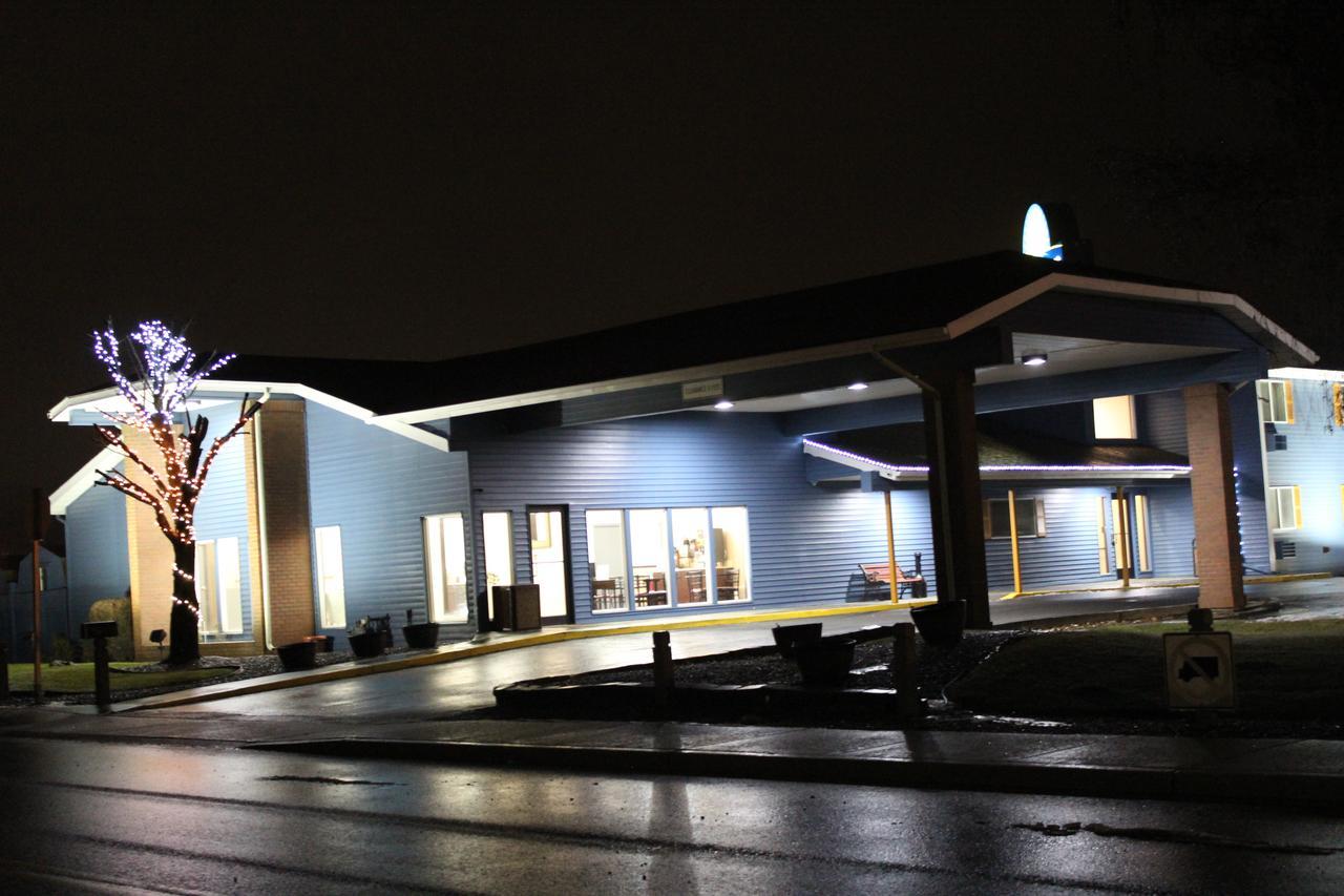 Days Inn By Wyndham Ritzville Bagian luar foto